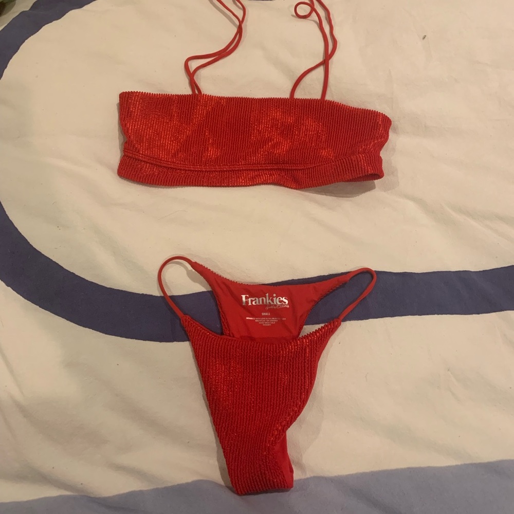 Sexy pretty Frankie’s bikini
